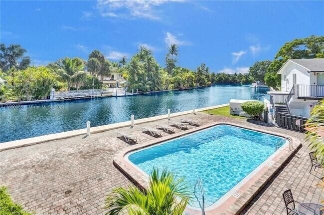 Foto del edificio - 1816 E Oakland Park Blvd