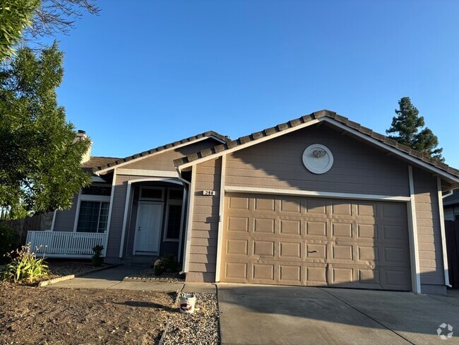 Building Photo - 290 San Leon Dr