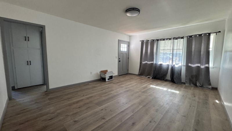 Foto del edificio - 16744 Athol St