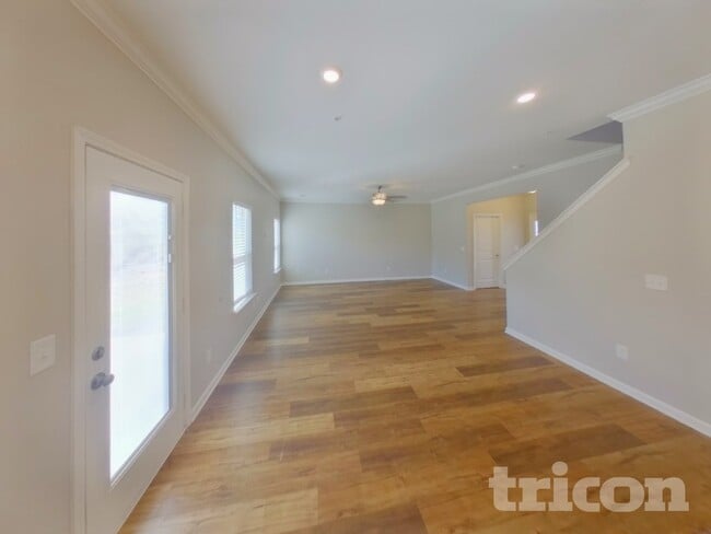 Foto del edificio - 622 Crooked Crk