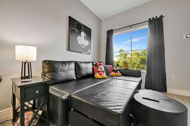 Foto del edificio - 8303 Palm Pkwy