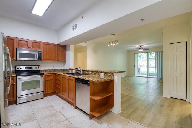 Building Photo - 20273 Royal Villagio Ct