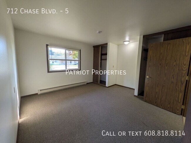 Foto del edificio - 712 Chase Blvd