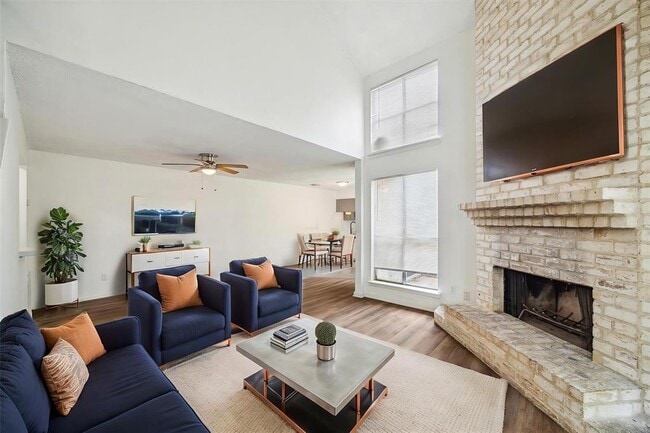 Building Photo - 5779 Easthampton Dr