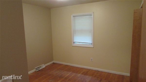 Foto del edificio - 5706 Ridgebrook Ave SE