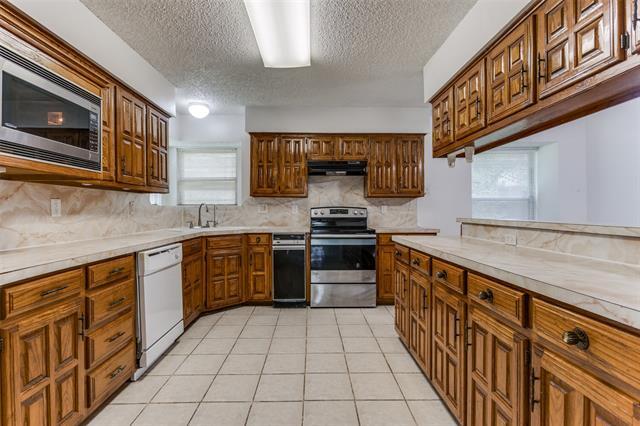 Building Photo - 3338 Sunrise Dr