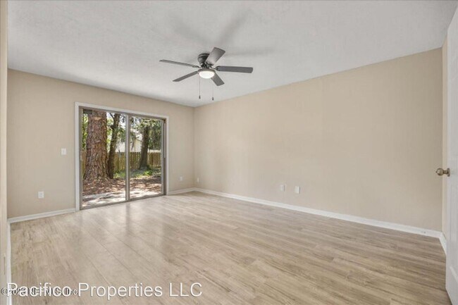 Building Photo - 3 br, 2.5 bath House - 12772 SHAPELL CT