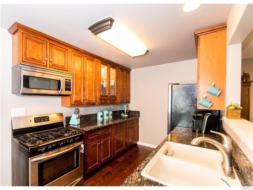 Foto del edificio - 1114 W Greenhaven St