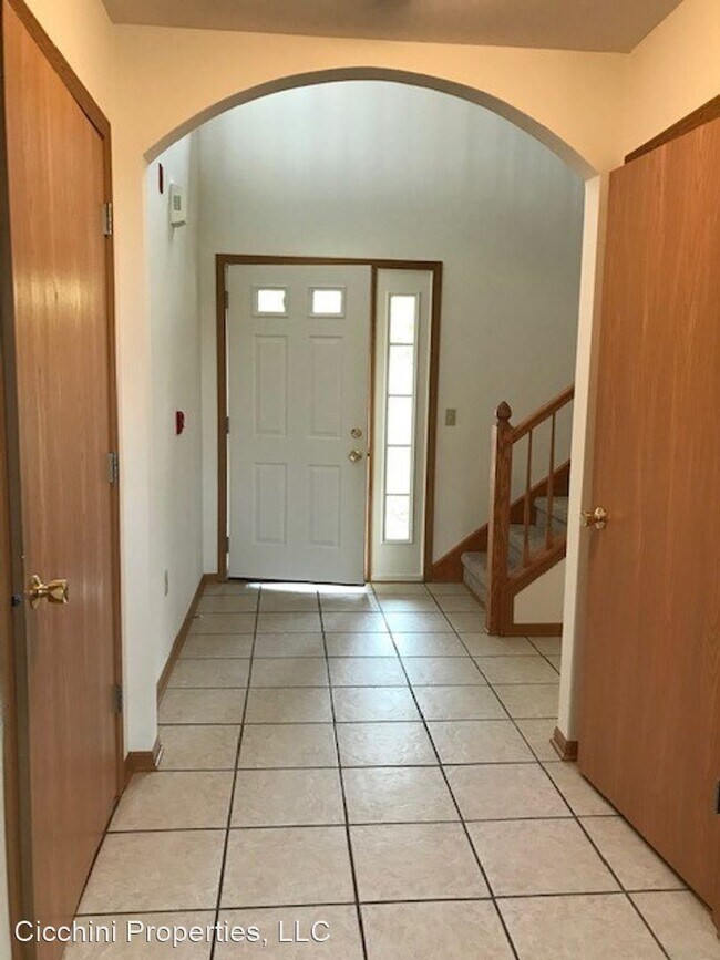 Building Photo - 10020 74th St