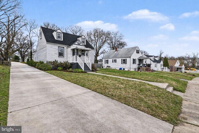 Foto del edificio - 2507 Glencoe Rd