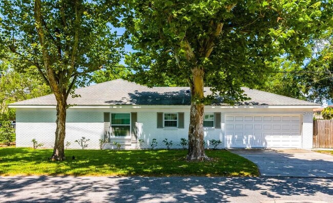 Foto del edificio - 5101 W Cleveland St