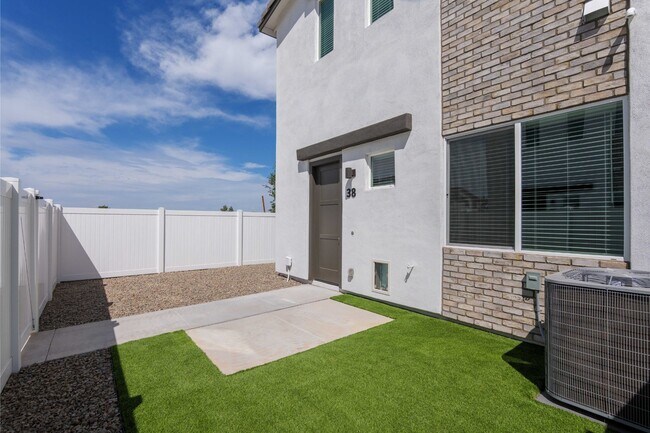 Foto del edificio - Corsica Villas at 20th Street