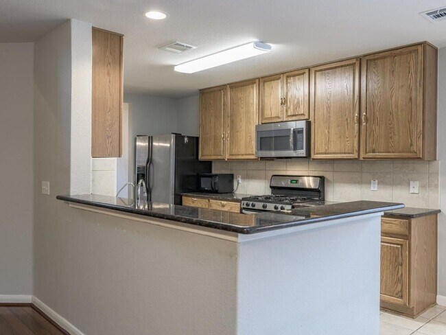Foto del edificio - 2316 Paradise Ridge Dr