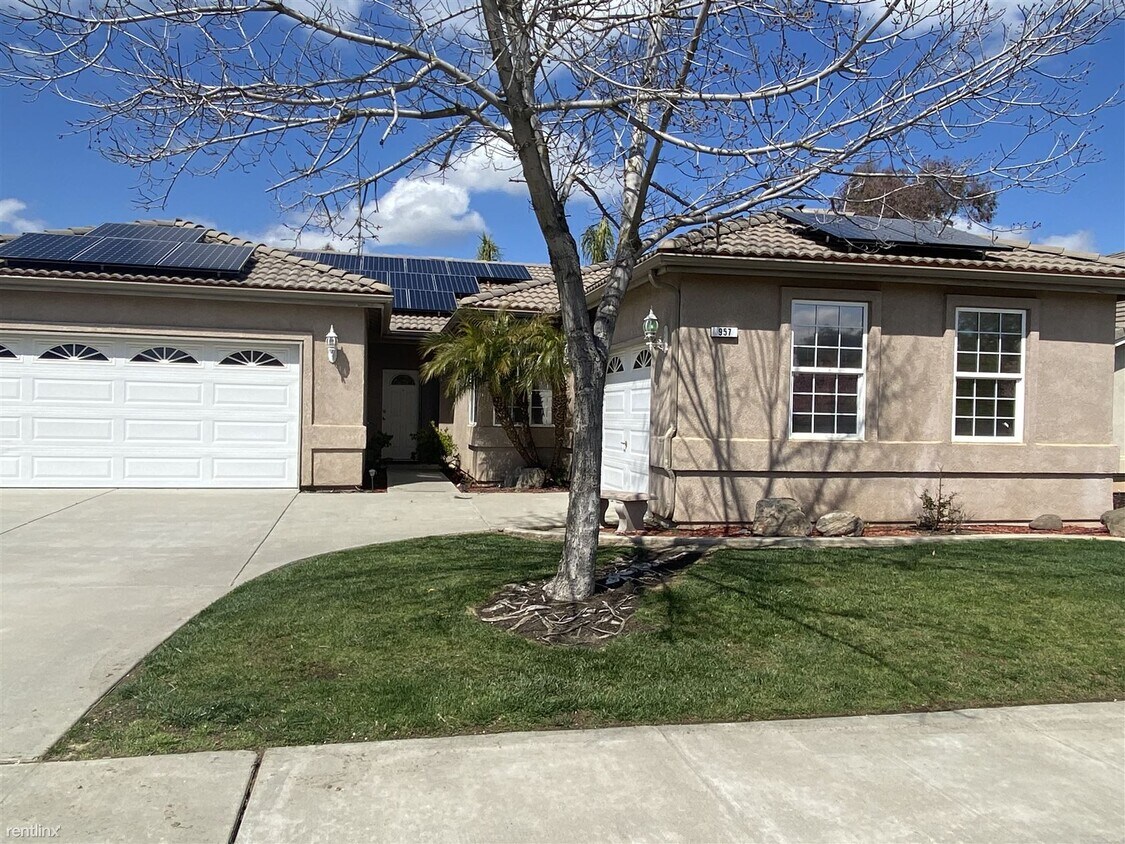 957 Golf Ave, Lemoore, CA 93245 House Rental in Lemoore, CA