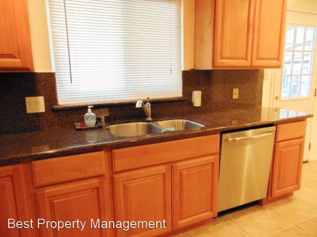 Foto del edificio - 3 br, 2 bath House - 43694 Bryant Street