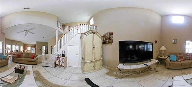 Building Photo - 225 Vista Dr