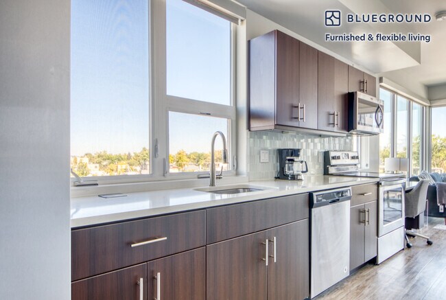 Building Photo - 3885 Tennyson St
