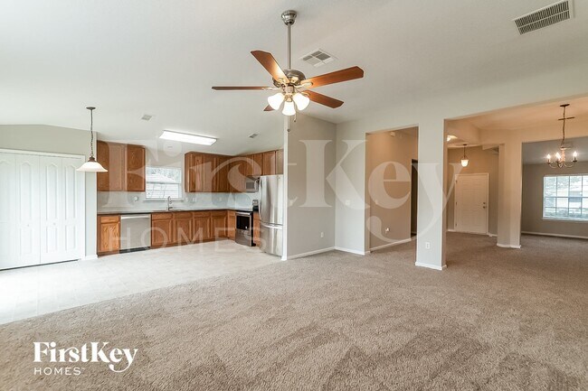 Building Photo - 2878 Woodstone Dr