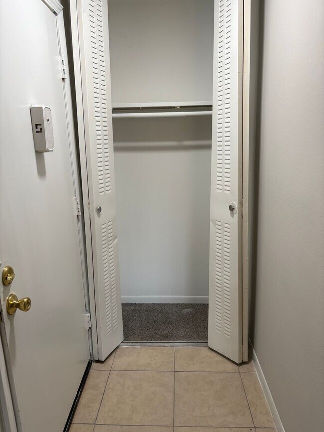 Foto del edificio - 219 Orchard Trace Ln