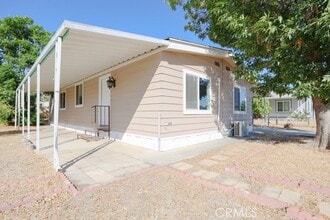 Building Photo - 315 N Palomar Ave