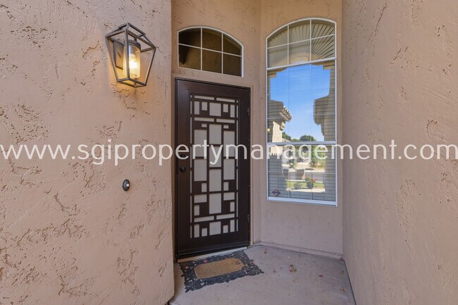 Building Photo - 9625 W Runion Dr
