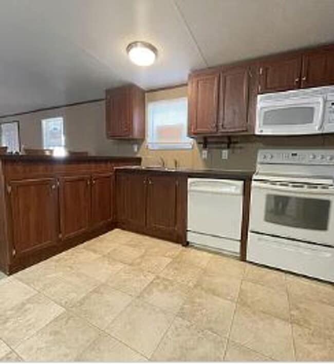 Building Photo - 3709 Hampton Ln