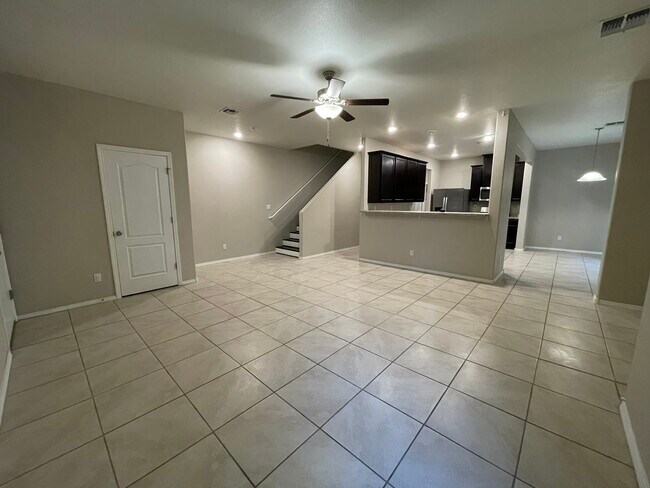 Building Photo - 1544 Volponi Dr SE