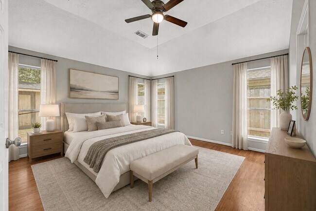 Foto del edificio - 10323 Emerald Pine Dr