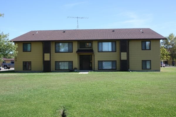 Primary Photo - Ellendale Village Apartments
