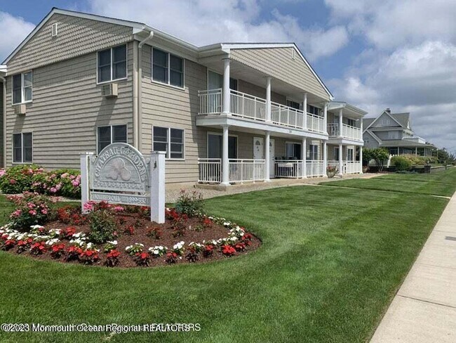 Building Photo - 205 Ocean Ave