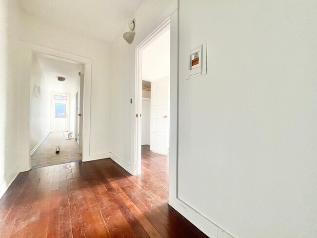 Foto del edificio - 320 N Avenue 52