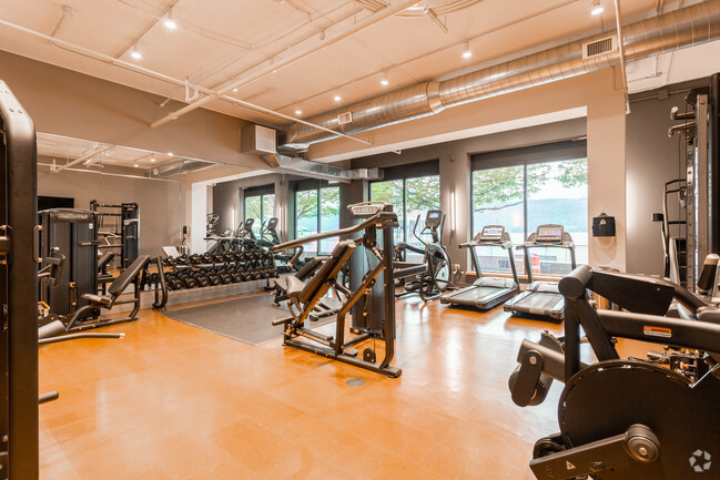 Gimnasio - Hudson Park South