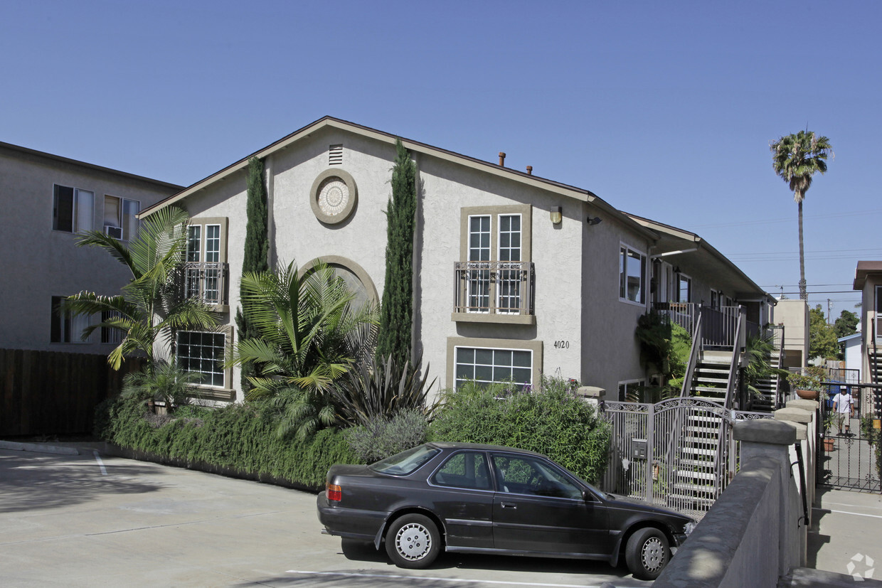 Primary Photo - Louisiana Street Apartments