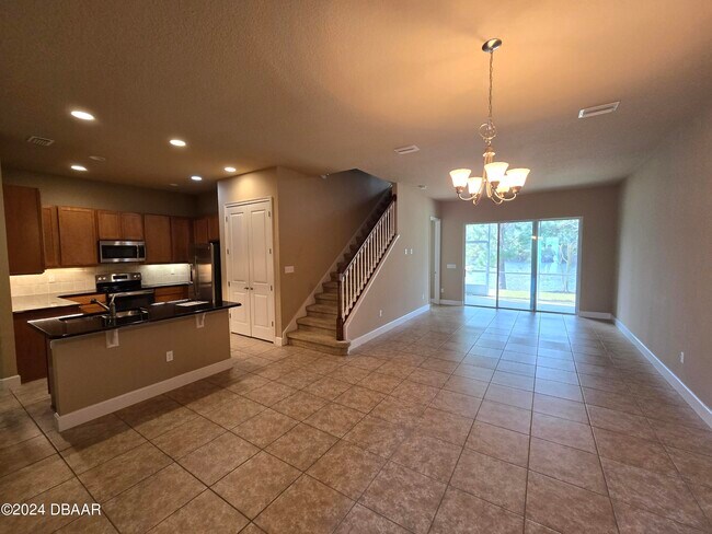 Building Photo - 783 Aldenham Ln