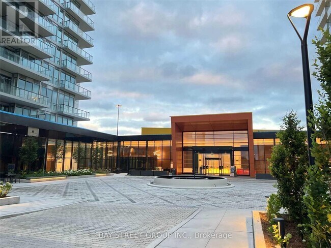 Photo du bâtiment - 95-1995 McMahon Dr