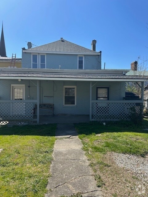 Building Photo - 112 Danville St