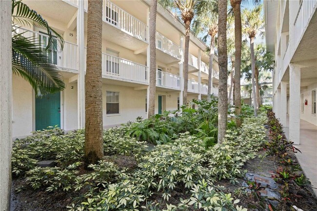 Foto del edificio - 7294 Cloister Dr