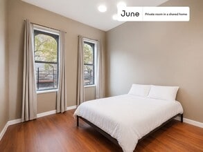 Building Photo - Room in Shared 4 bed/1 bath home in Crown Heights