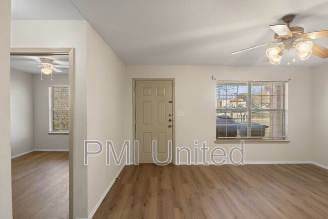 Photo - 2335 N Elm St Townhome