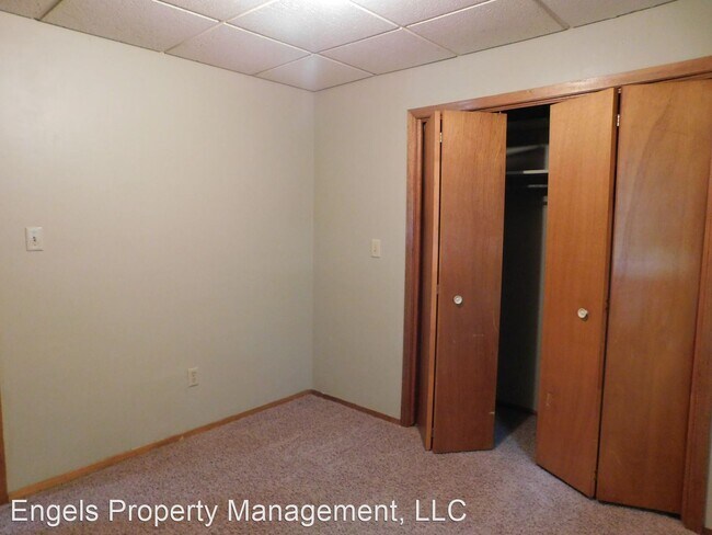 Foto del edificio - 1 br, 1 bath House - 418 N Washington