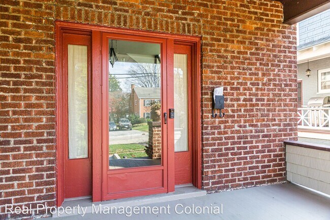 Building Photo - 3 br, 2 bath House - 2514 Richeliu Avenue SW
