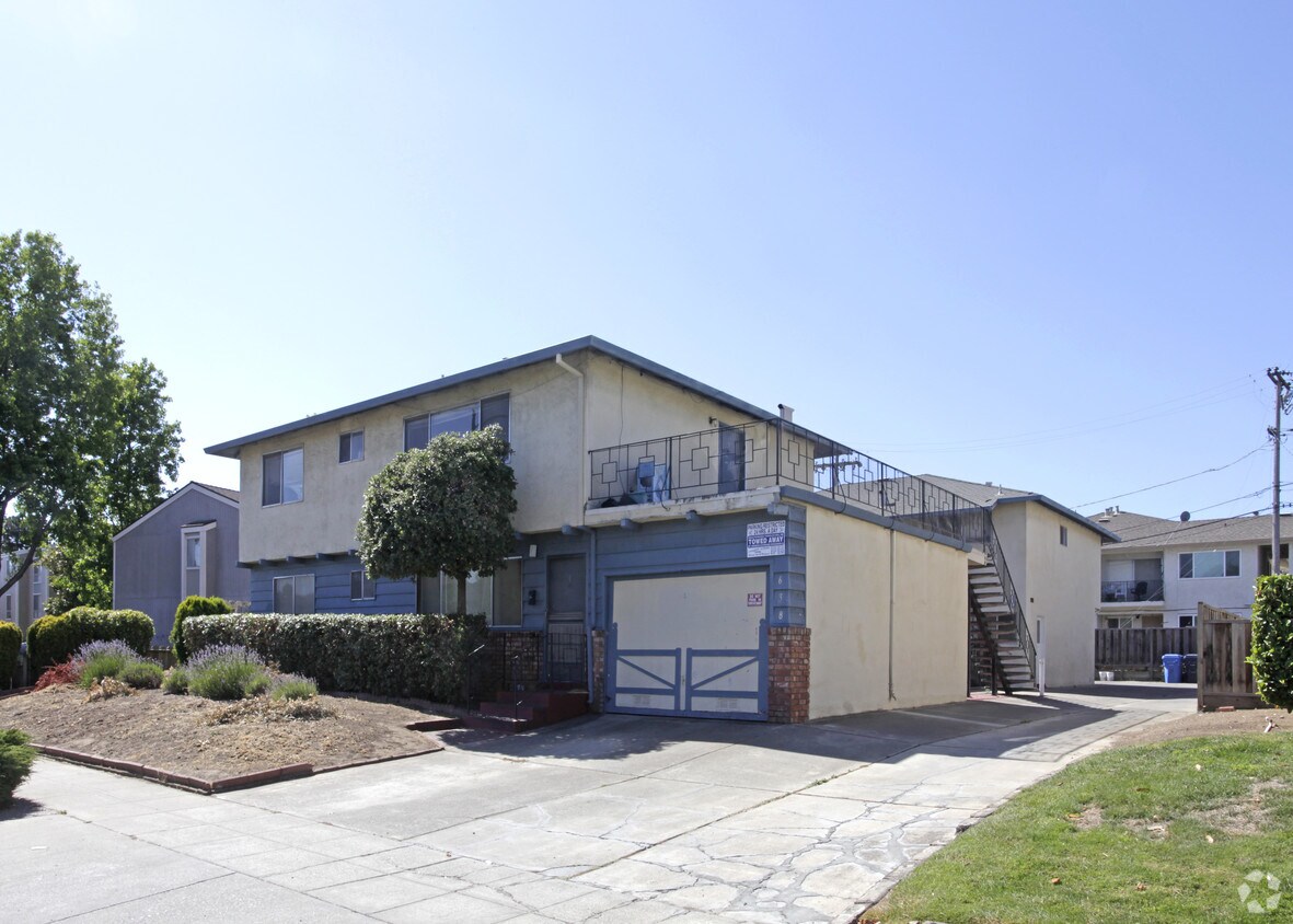 Primary Photo - 638 Kirkland Dr
