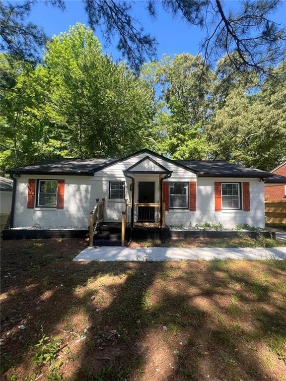 Building Photo - 2545 Plantation Dr