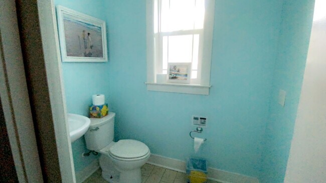 Building Photo - 20756 W End Dr