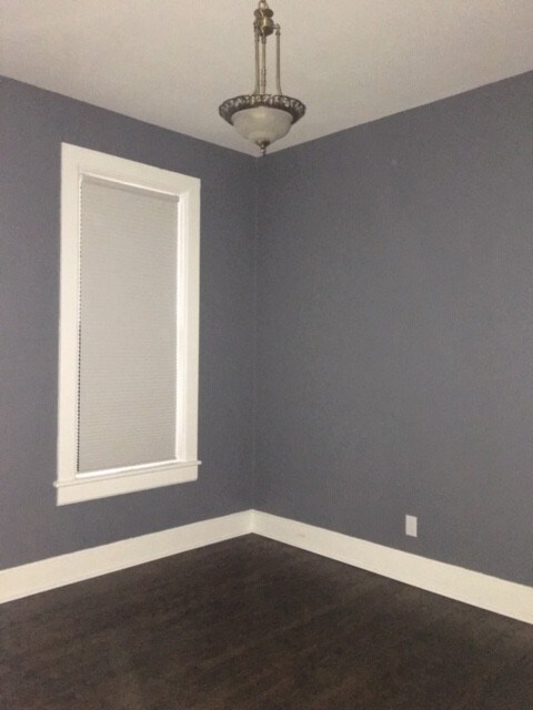 Bedroom - 541 N Pine St