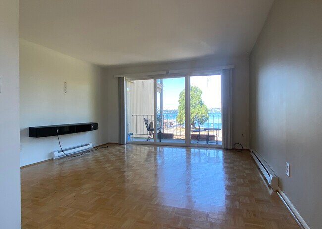 Foto del edificio - 65 Kirkland Ave