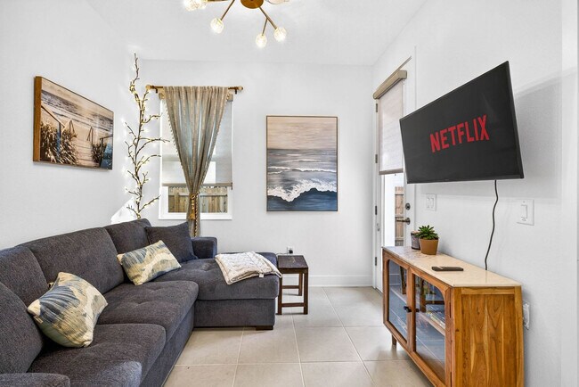 Foto del edificio - 1734 W Cherry St