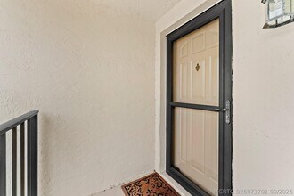 Building Photo - 1502 Pinecrest Cir