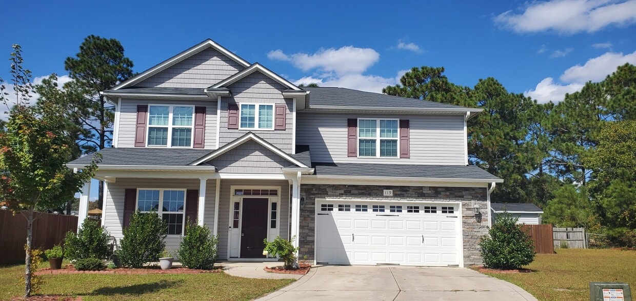 Primary Photo - Spectacular!