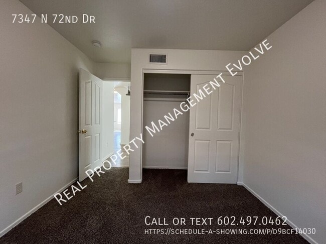 Building Photo - 7347 N 72nd Dr